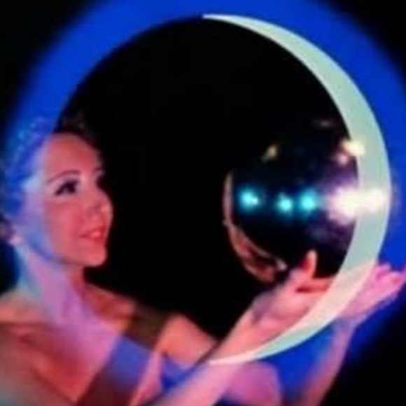 Meet your Posher, Tara - Picture 1 of 1